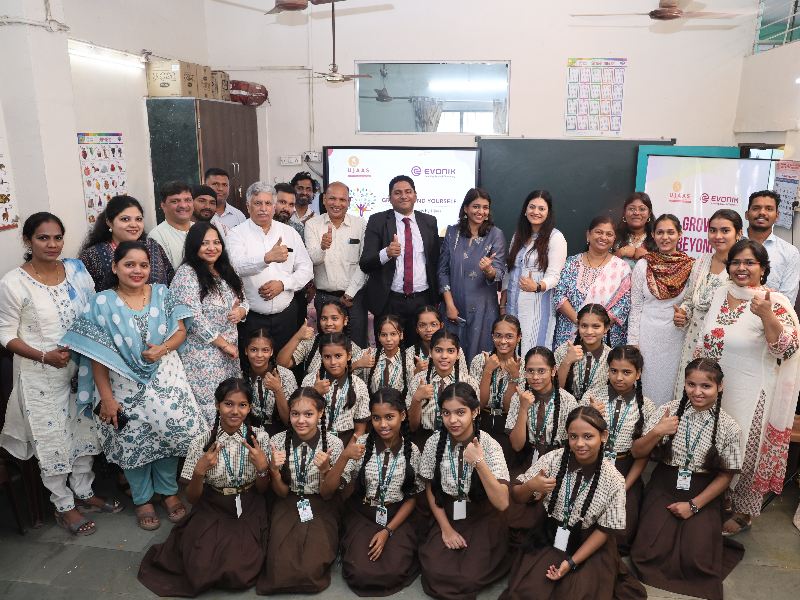 Ujaas Signs MoU with Evonik India to Promote Menstrual Hygiene in Mumbai Schools